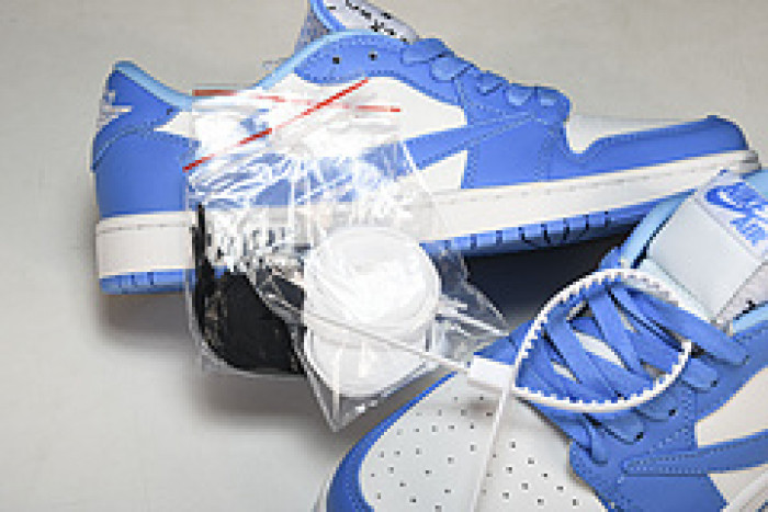 AIR JORDAN 1RETRO HIGH OGD M7866 180