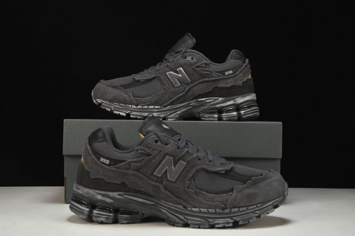 New Balance WL2002 M2002RDB