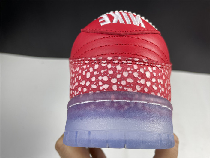 NIKE DUNK SB LOW STINGWATER MAGIC MUSHROOM - DH7650-600