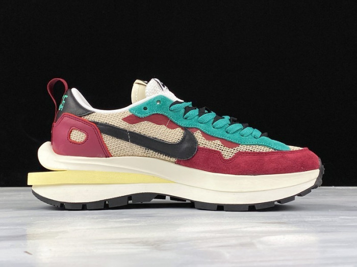 2020 Sacai x Nike Regasus Vaporrly SP Beige Purplish Red Grass Green BV0073-102