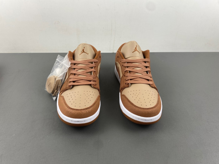 Air Jordan 1 Low SE FJ3453-200