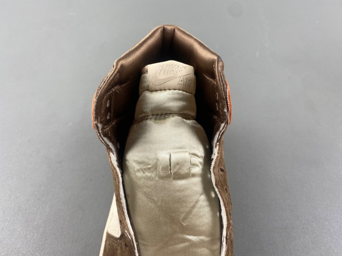 Air Jordan 1 High OG WMNS “Dusted Clay” FQ2941-200