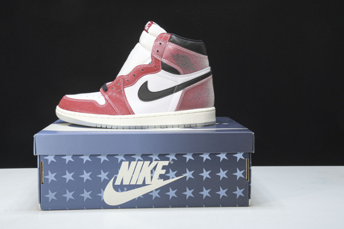 TROPHY ROOM X AIR JORDAN 1 High OG SP 
