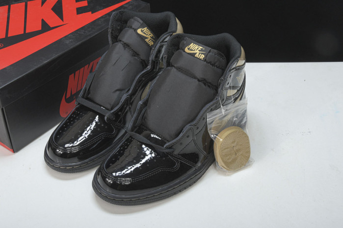 Jordan 1 Retro High Black Metallic Gold (2020) 555088-032