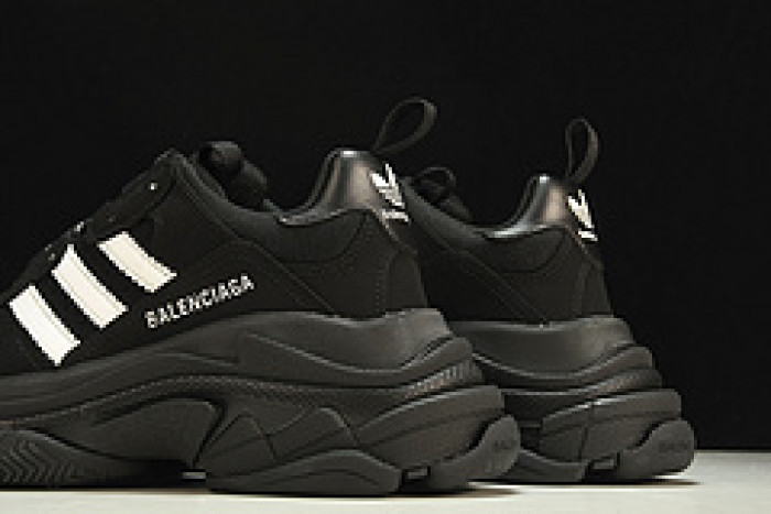 BL TRIPLE S TRAINERS W2FW1-1004