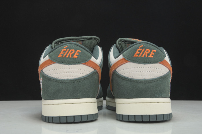 Nike Dunk SB Low Eire - 304292-185