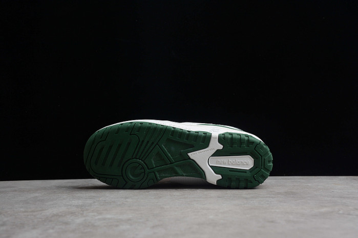 New Balance 550