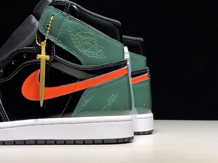 SOLEFLY X AIR JORDAN 1 HIGH “FRIENDS & FAMILY” AV3905-038