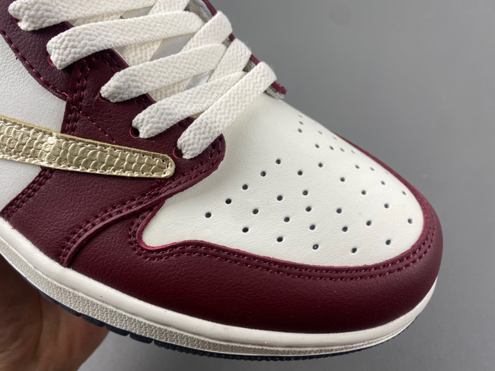 Travis Scott x Air Jordan 1 FJ5735-100