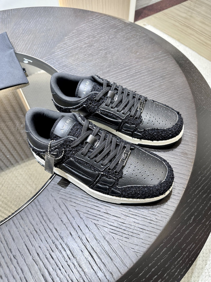 AM1R1 SNEAKERS