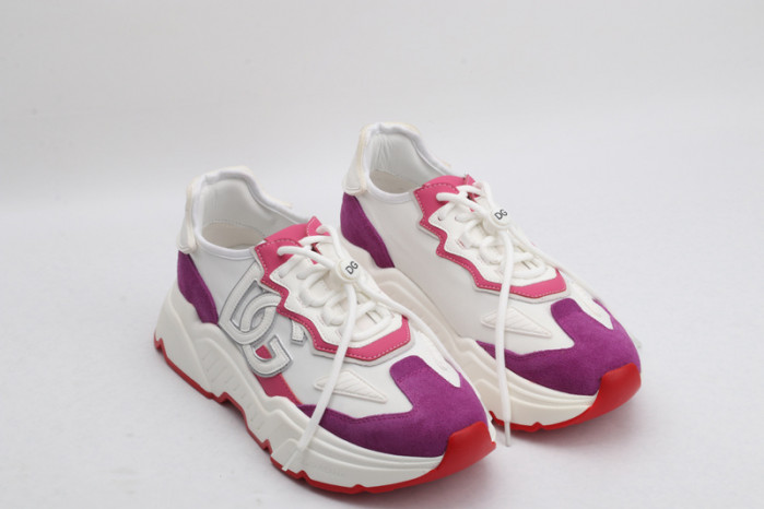 DG sneaker
