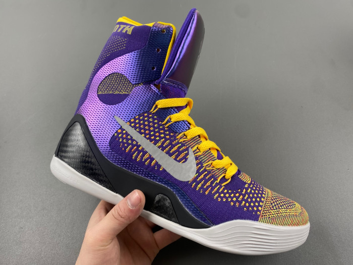 Kobe 9 Elite “Team” 630847-500