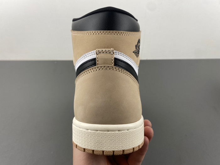 Air Jordan 1 High OG “Latte” FD2596-021