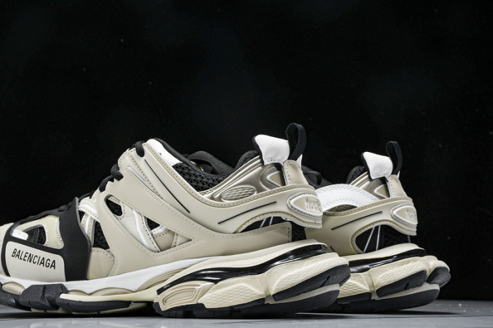 BLEN Track W3AC4 8071