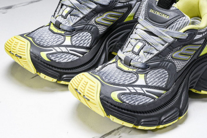 BLEN 10XL W2MV2 0511