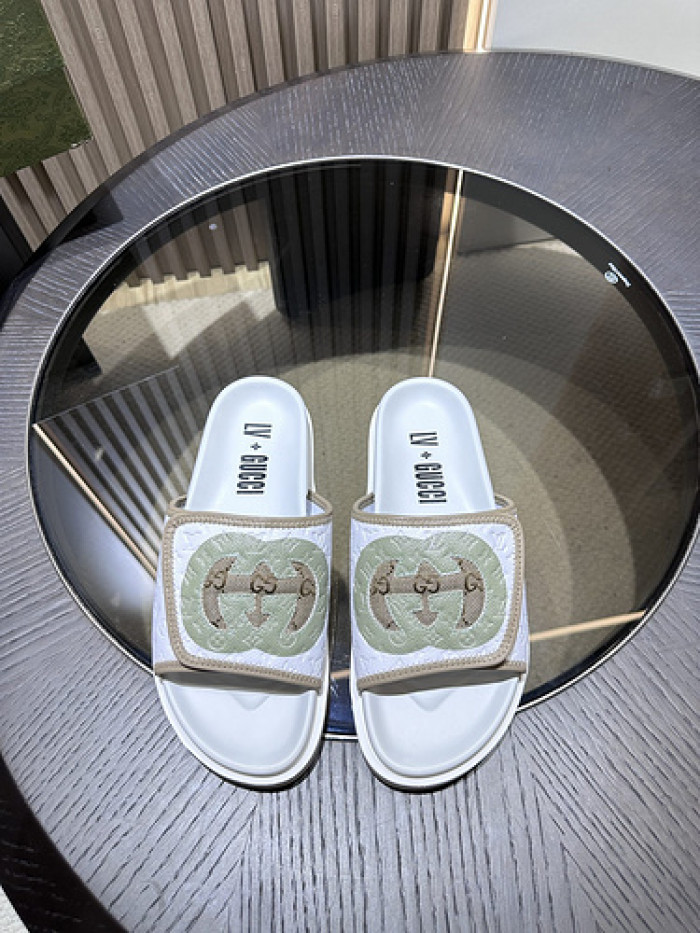 G DESIGNER SLIPPERS