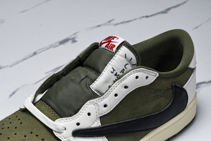 Travis Scott x Air Jordan 1 Low OG DM7866-200