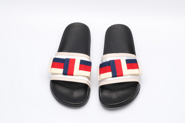 G DESIGNER SLIPPERS