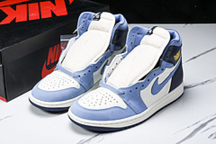 Air Jordan 1 High OG“First in Flight” FD2596-400