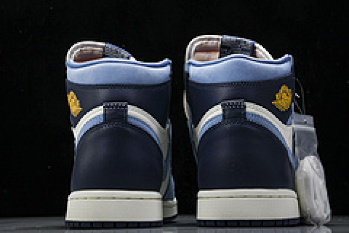 Air Jordan 1 High OG“First in Flight” FD2596-400