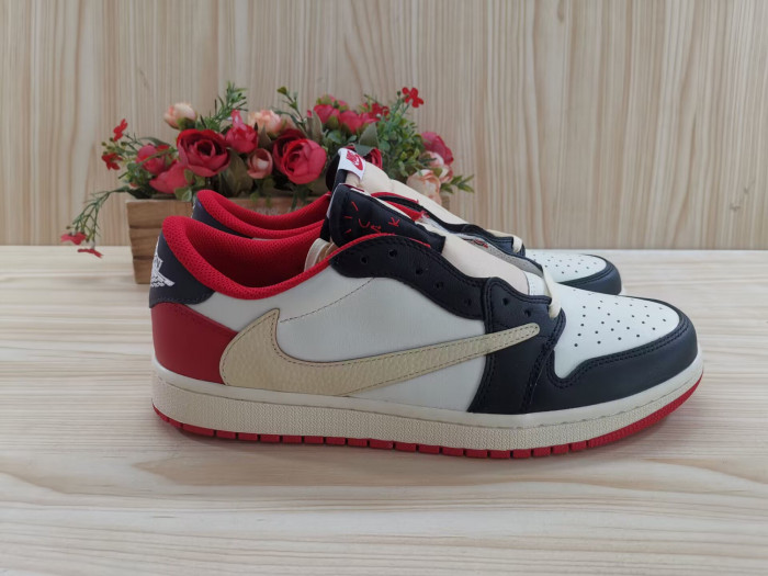 Travis Scott x Air Jordan 1 Low