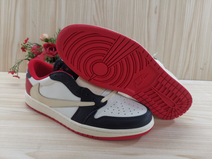 Travis Scott x Air Jordan 1 Low