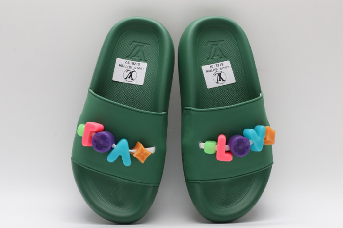L&V SLIPPERS