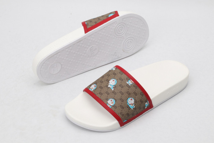 G DESIGNER SLIPPERS