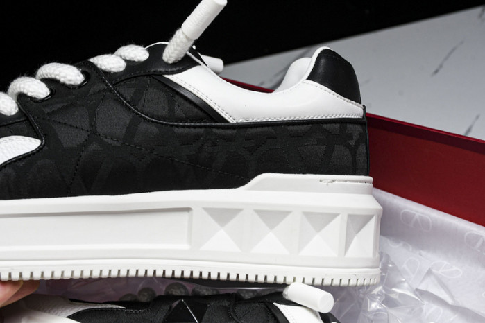 VALEN DESIGNER SNEAKERS