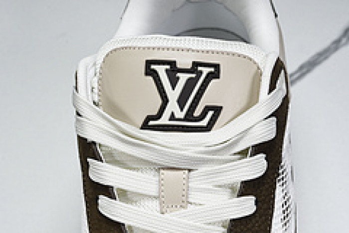 L&V SNEAKERS