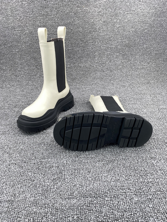 Bo*te*ga ve*ne*ta sneaker