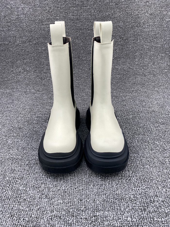 Bo*te*ga ve*ne*ta sneaker