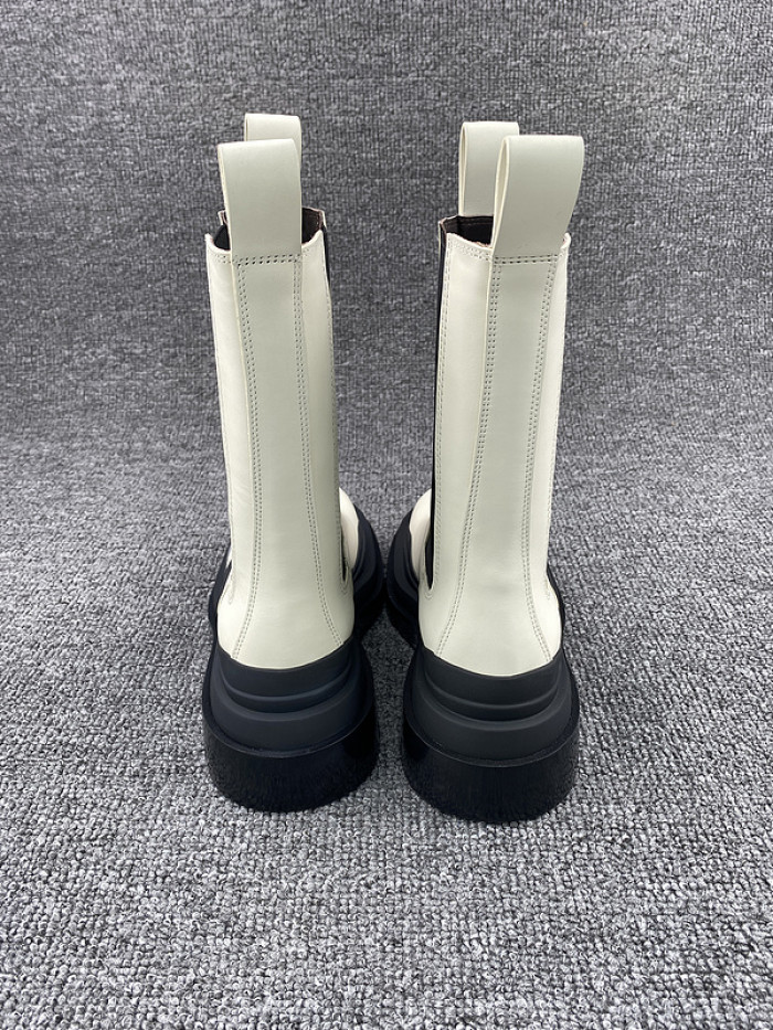 Bo*te*ga ve*ne*ta sneaker