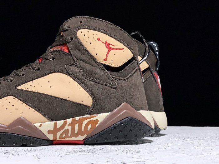 PATTA X AIR JORDAN 7 RETRO OG SP "SHIMMER" AT3375-200