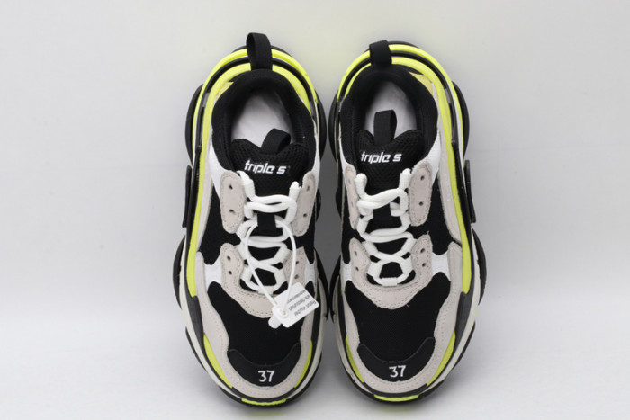 blen triple s Ba*len*cia*ga