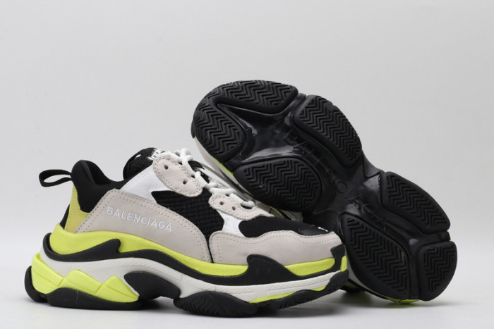 blen triple s Ba*len*cia*ga