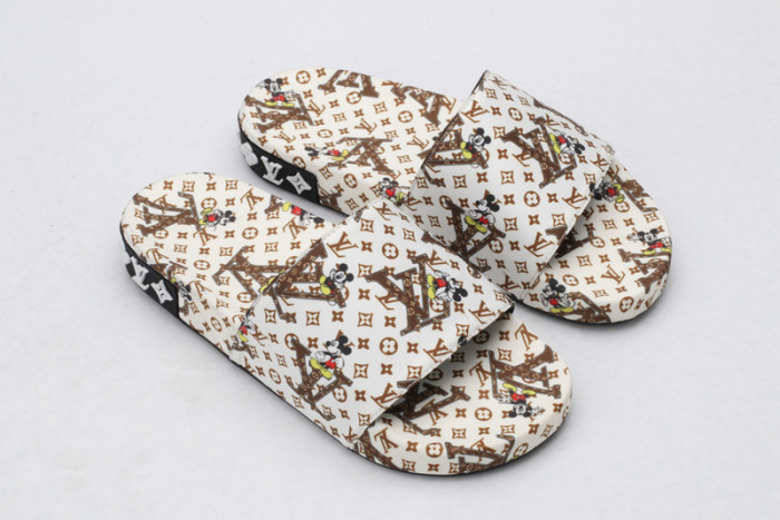 L&V SLIPPERS