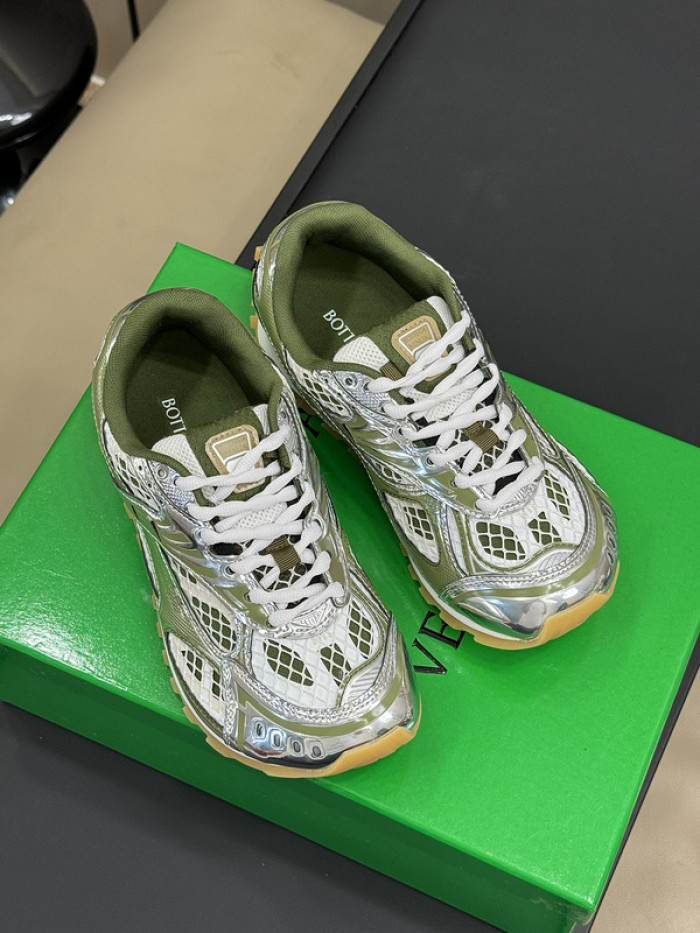 Bo*te*ga ve*ne*ta sneaker