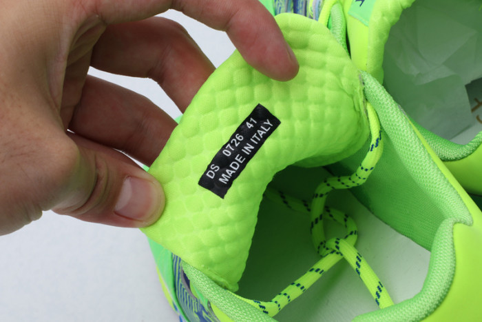 VER DESIGNER SNEAKERS