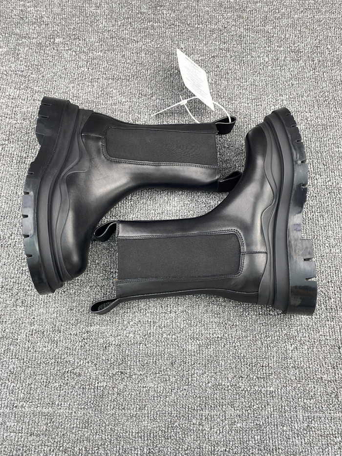 BOTTEGA VENETA SNEAKER