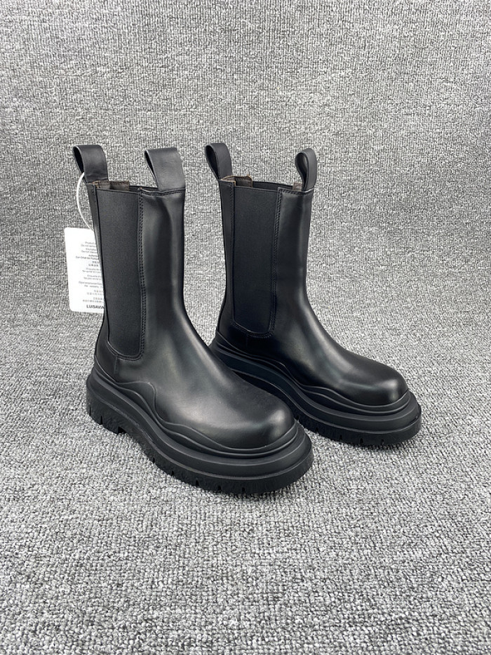 BOTTEGA VENETA SNEAKER