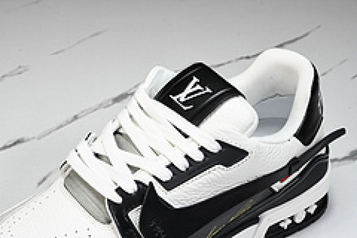 L&V SNEAKERS