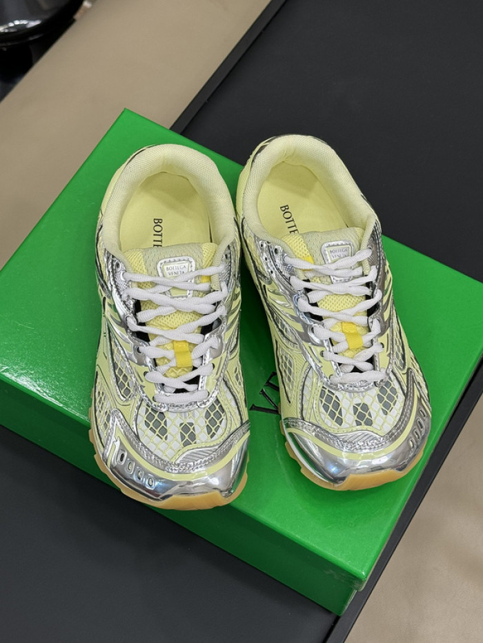 Bo*te*ga ve*ne*ta sneaker