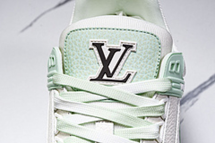 L&V SNEAKERS