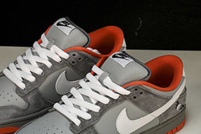 NK Dunk SB Low“Staple NYC Pigeon” 304292-011