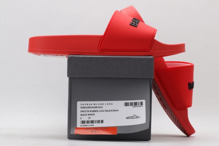 BLEN DESIGNER SLIPPERS