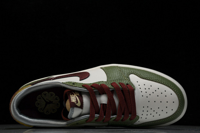 Air Jordan 1 Low OG“Year of the Dragon” FN3727-100