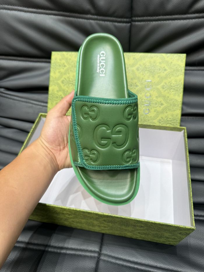 G DESIGNER SLIPPERS