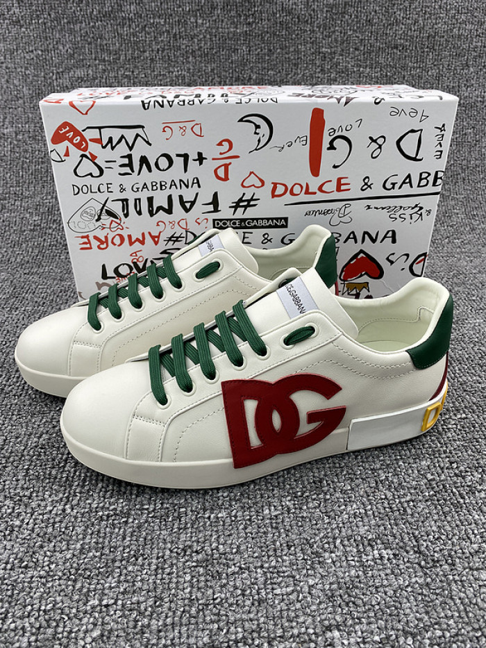 DG sneaker