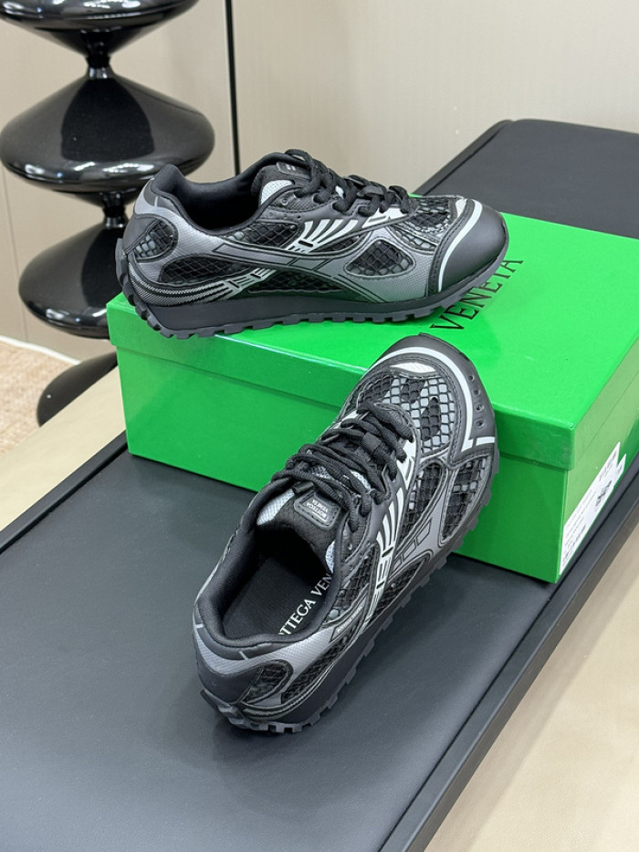 BOTTEGA VENETA SNEAKER